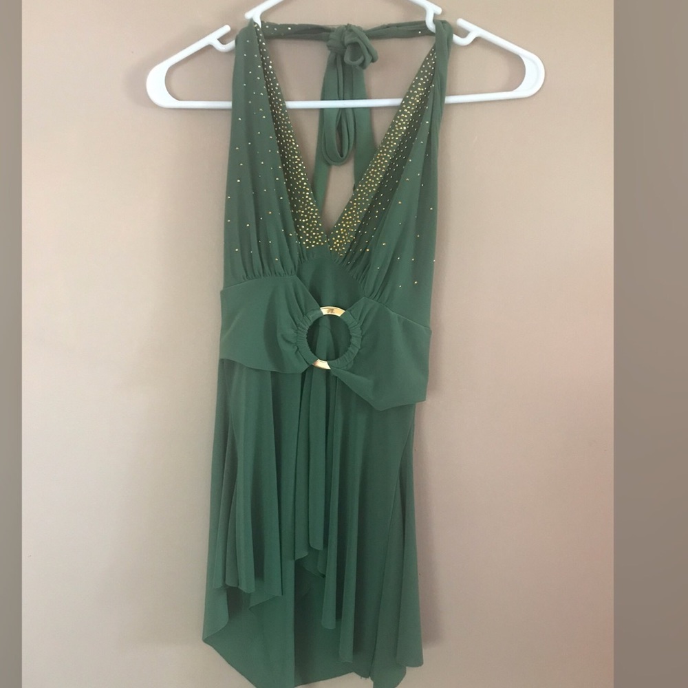 Sleeveless blouse